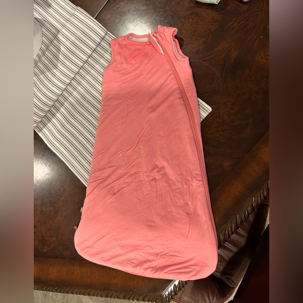Kyte Baby XS hot pink sleep sack 1.0 tog